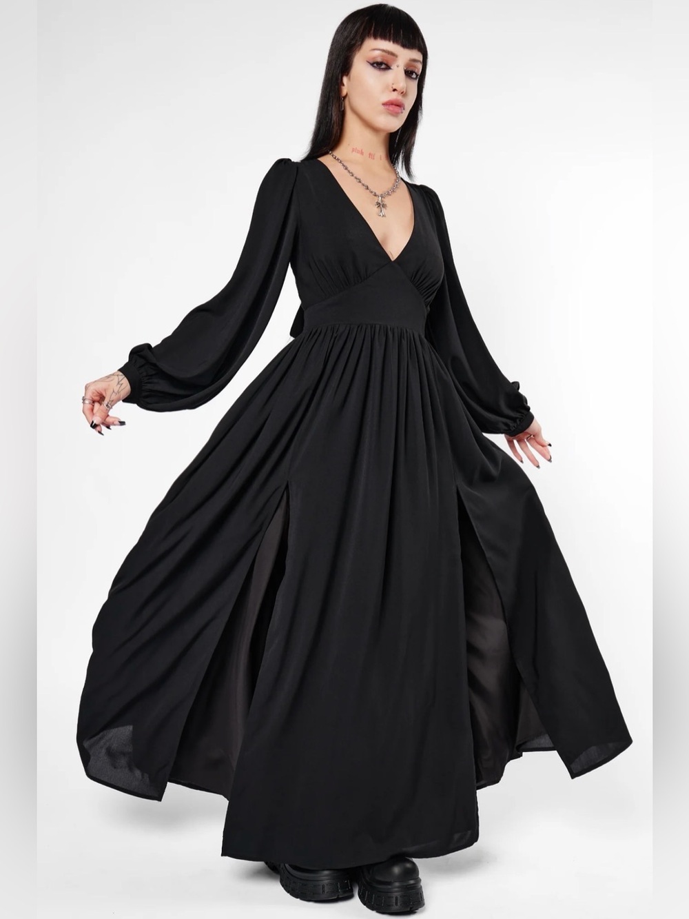 Mary Wyatt dress
